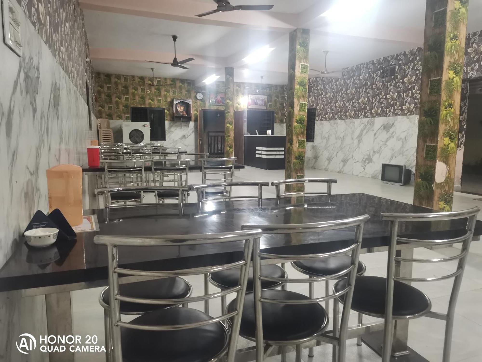 Amarjyoti Family Restaurant And Hotel Ramtek Extérieur photo
